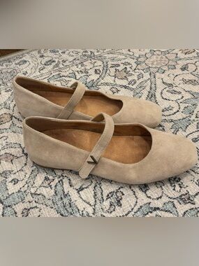 Vionic Alameda Mary Jane Flats